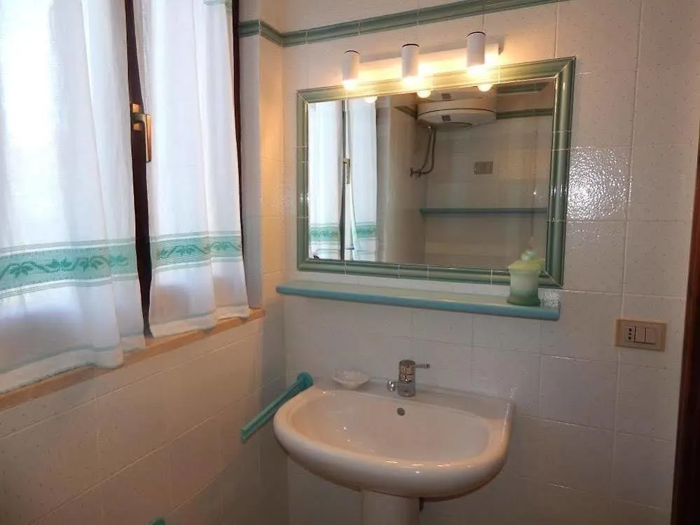 Affittasardegna - Janna Apartments Stintino
