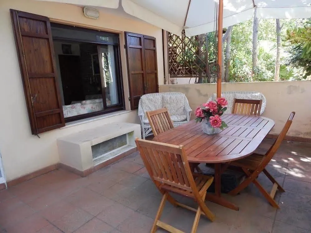 Hotel Affittasardegna - Janna Apartments Stintino
